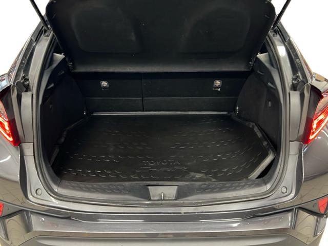 TOYOTA C-HR 2.0 Hybrid E-CVT Trend