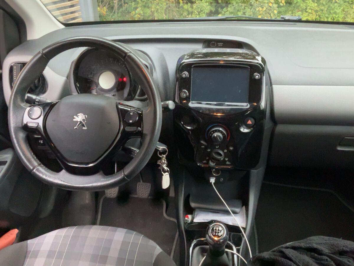 Peugeot 108 VTi 72 STYLE TOP