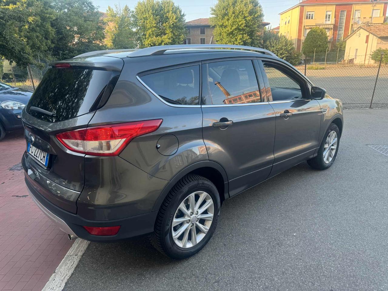 Ford Kuga 2.0 Diesel Anno 2016 LAVORI FATTI