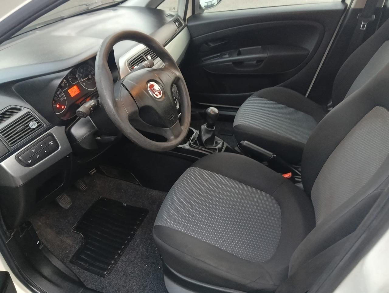 Fiat Punto 1.3 MJT II 75 CV 5 porte Easy