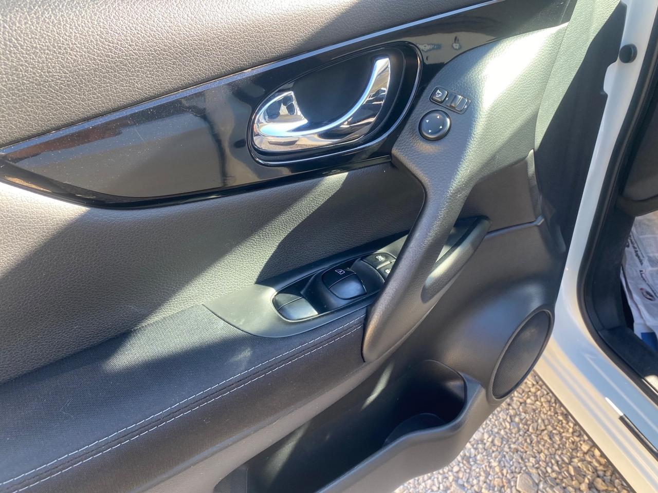 Nissan Qashqai 1.6 DCI Tekna 360 Cam