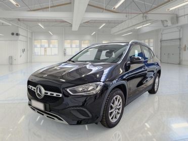 MERCEDES-BENZ GLA 200 D AUTOMATIC BUSINESS 5 PORTE CROSSOVER