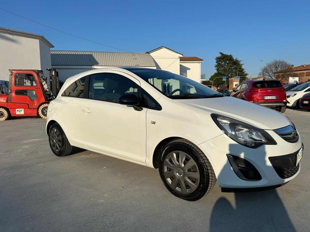 OPEL Corsa 1.2 3 porte b-color OK NEOPATENTATO