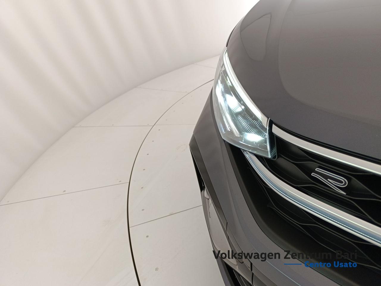 Volkswagen Taigo 1.0 tsi r-line 115cv dsg