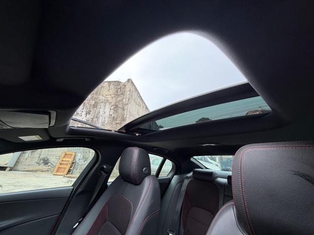 JAGUAR XE 2.0 D Turbo 180CV aut. R-Sport