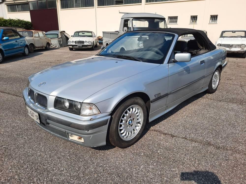 Bmw 320 Cabriolet del 1995 (E36)