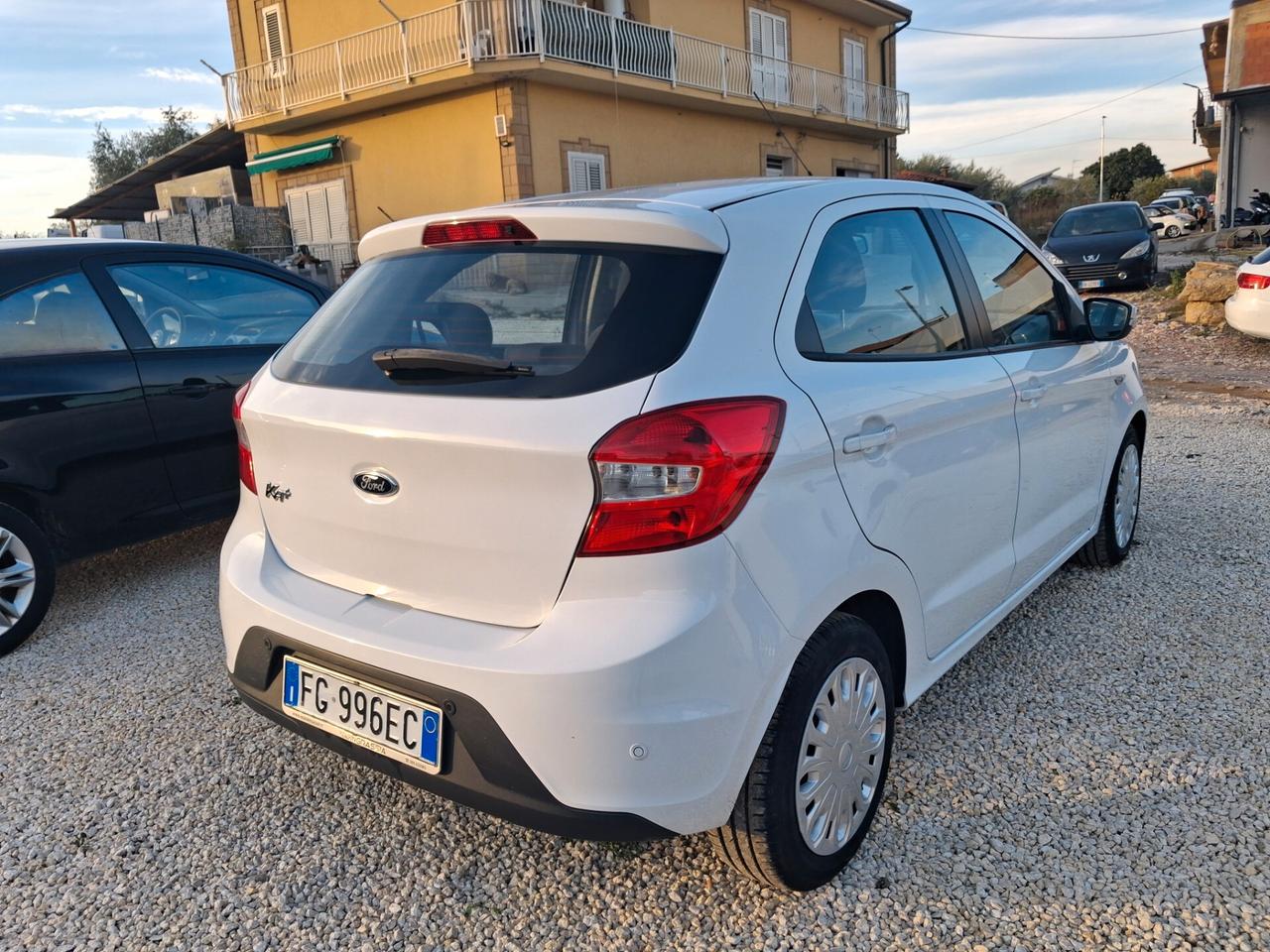 Ford Ka 1.2 Ti-VCT 85 CV Ultimate Color unico proprietario
