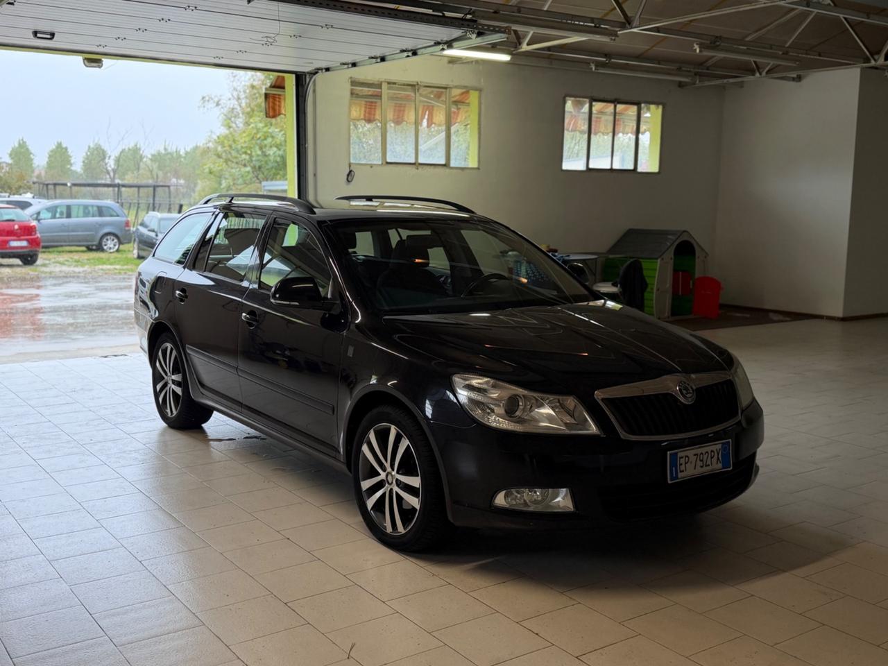 Skoda Octavia 1.6 TDI CR 105 CV Ambition