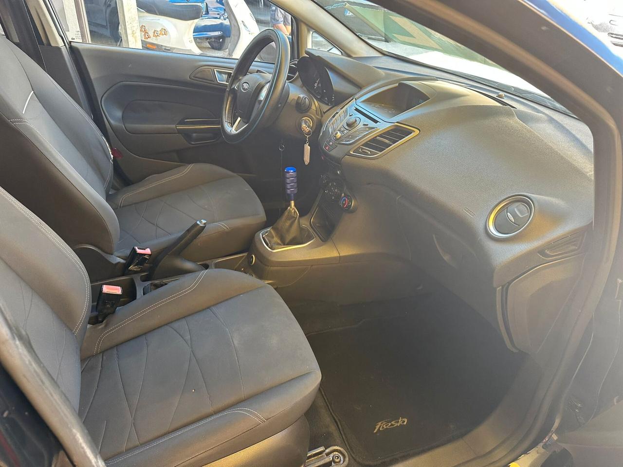 Ford Fiesta 1.4cc gpl 12 mesi di garanzia-2013