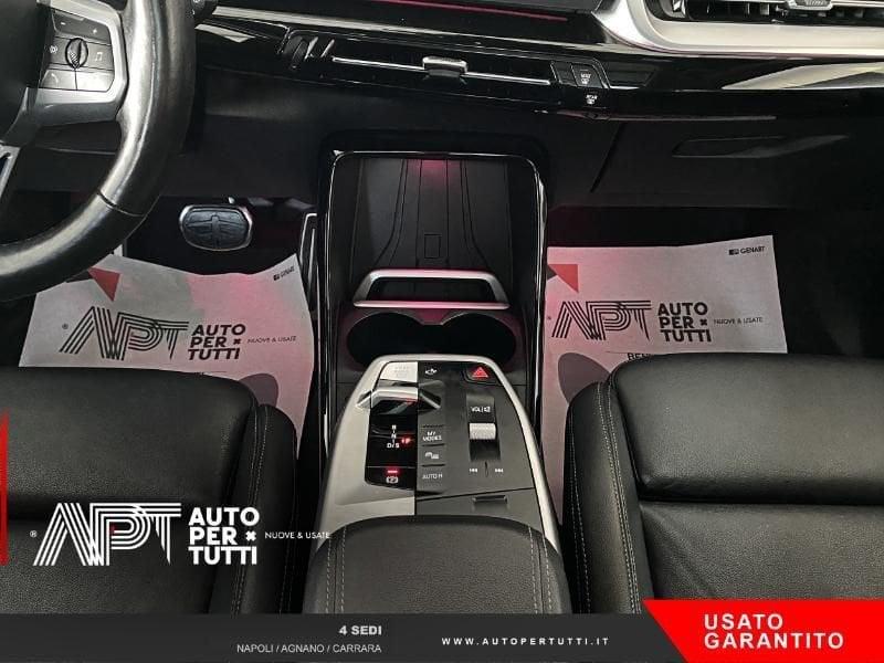 BMW Serie 2 Active Tourer 220i Active Tourer mhev 48V auto