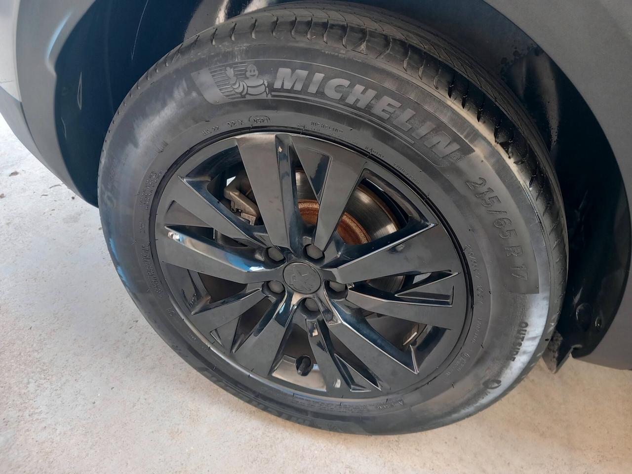 Peugeot 3008 BlueHDi 130 S&S Active KM 88000 NAVI LED SENSORI AUTOMATICA GARANZIA