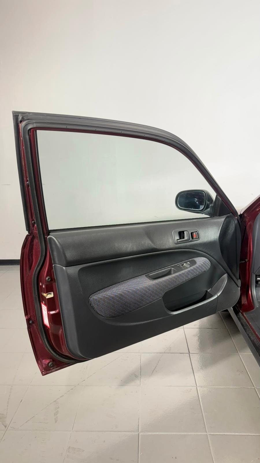 Honda Civic 1.5i 16V V-TEC cat 3 porte LS