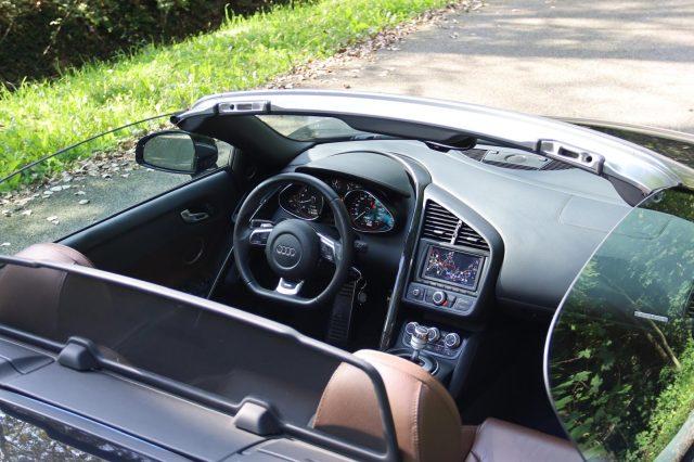 AUDI R8 Spyder 5.2 V10 FSI quattro R tronic