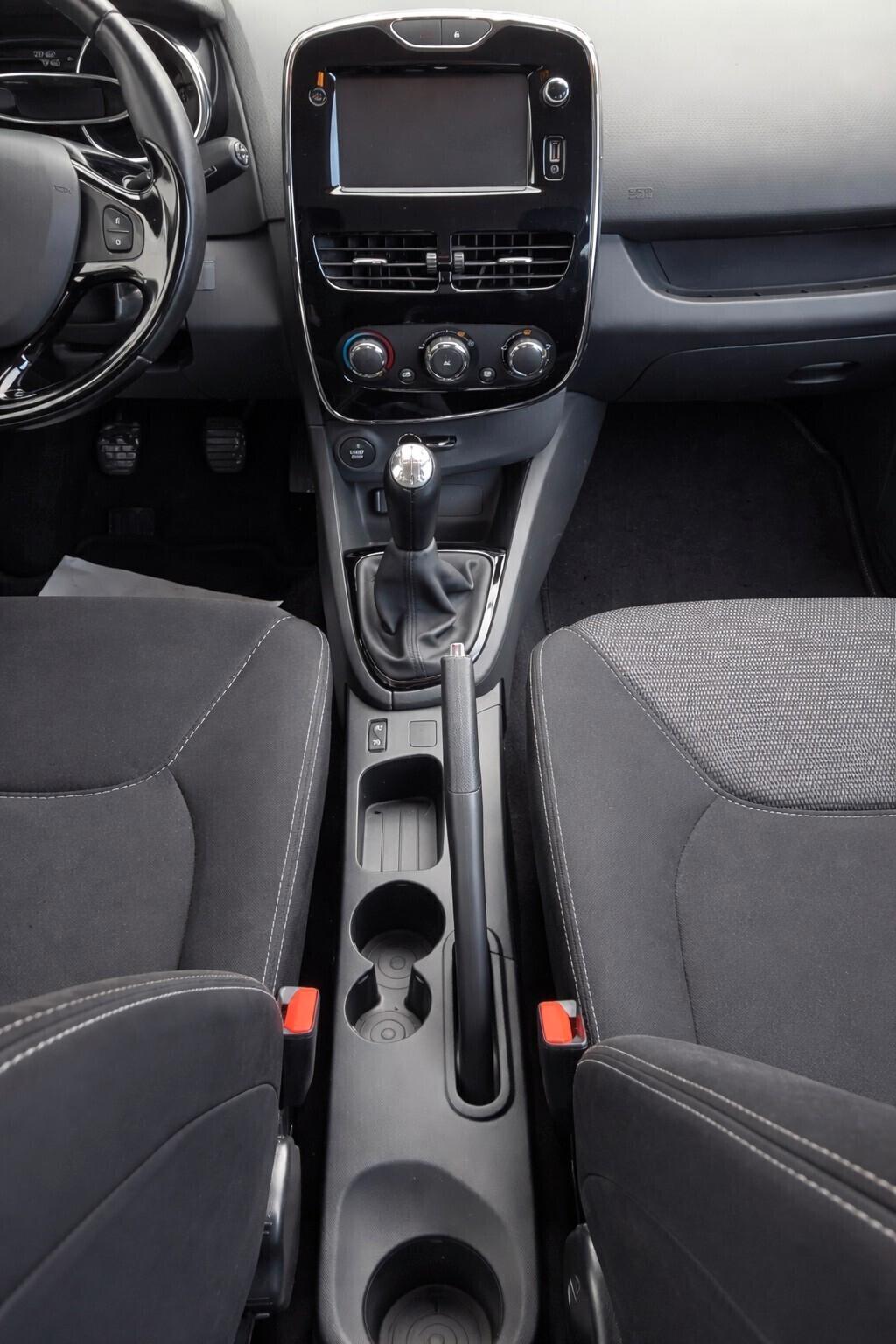 Renault Clio 1.2 75CV 5 porte Wave