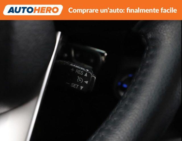 TOYOTA Hilux 2.4 D-4D 4WD 4 porte Double Cab Lounge