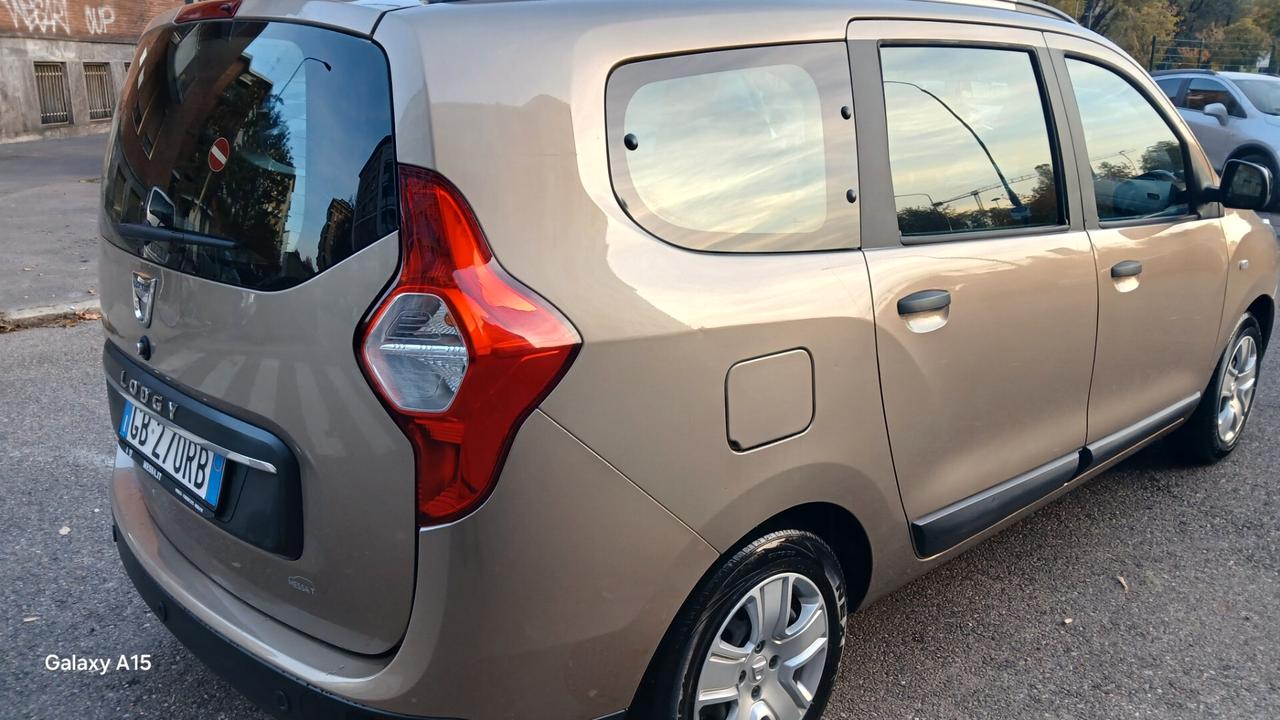 Dacia Lodgy 1.5 Blue dCi 8V 115CV 7p. Techroad