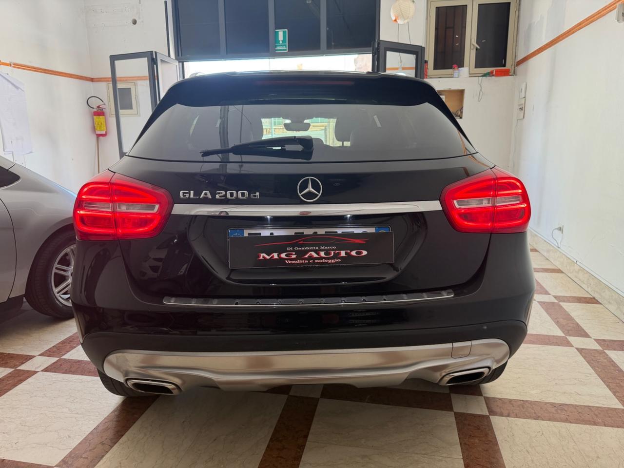 Mercedes-benz GLA 200 d Premium