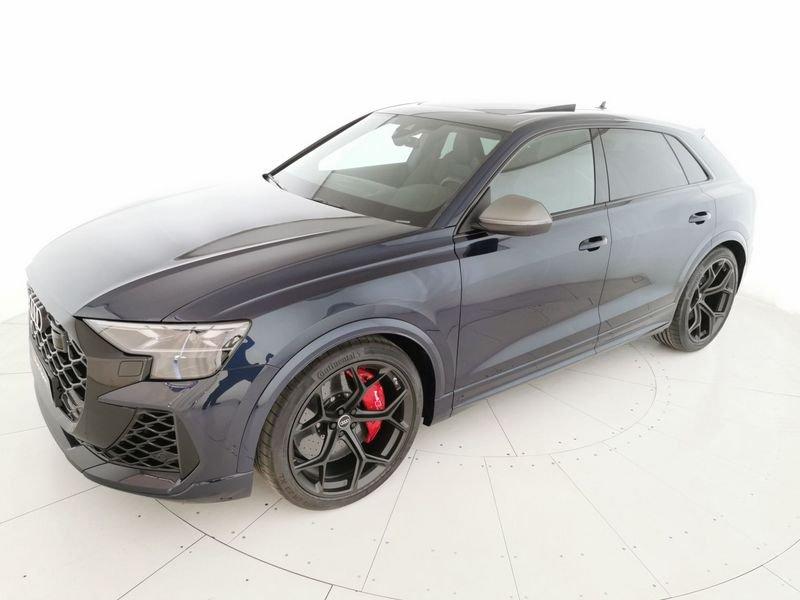Audi Q8 RS 4.0 mhev 48V performance 640cv tiptronic