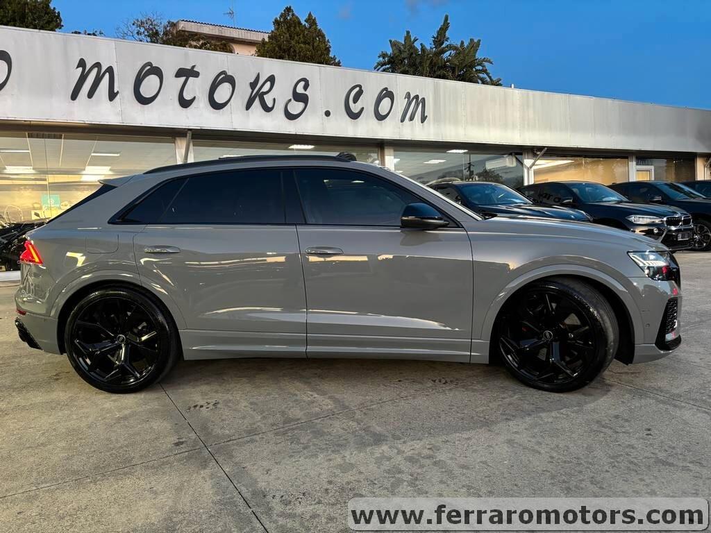 Audi Q8 RS TFSI V8 IVA ESPOSTA /2023 solo 45.000 KM condizioni pari al nuovo