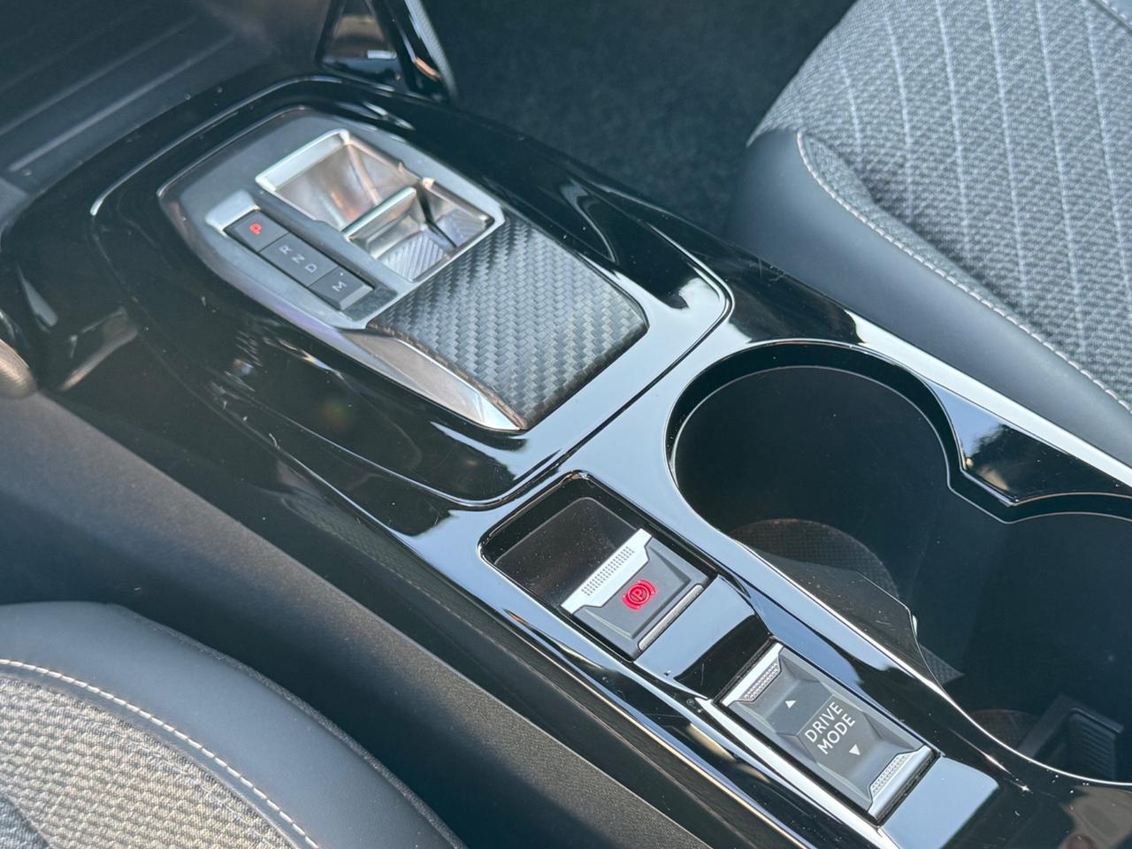 Peugeot 2008 BlueHDi 130 S&S EAT8 Allure Pack