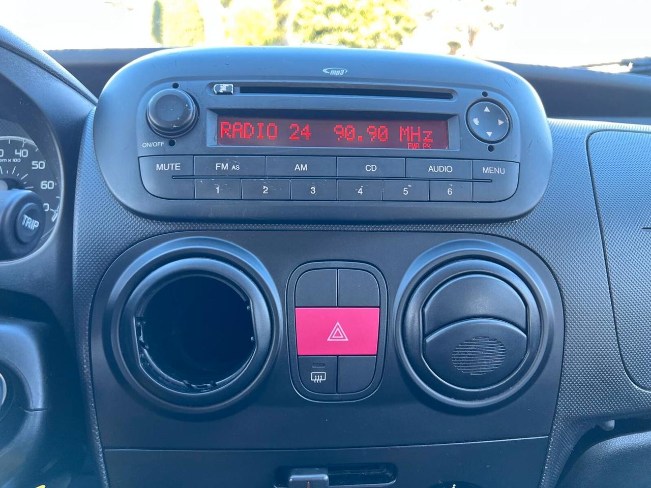 Fiat Qubo 1.4 8V 73 CV Active