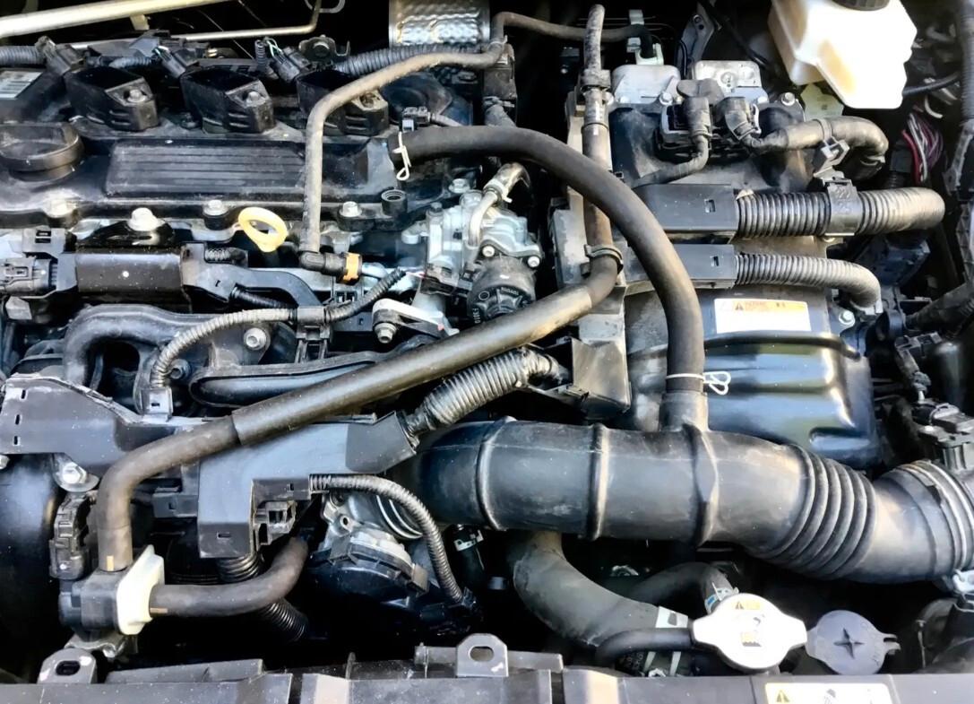 Toyota Yaris 1.5 Hybrid 5 porte Business