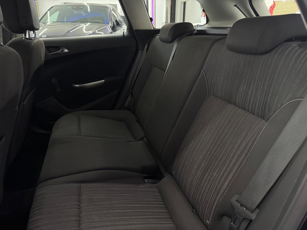 Opel Astra 1.7 CDTI 110CV Sports Tourer Cosmo