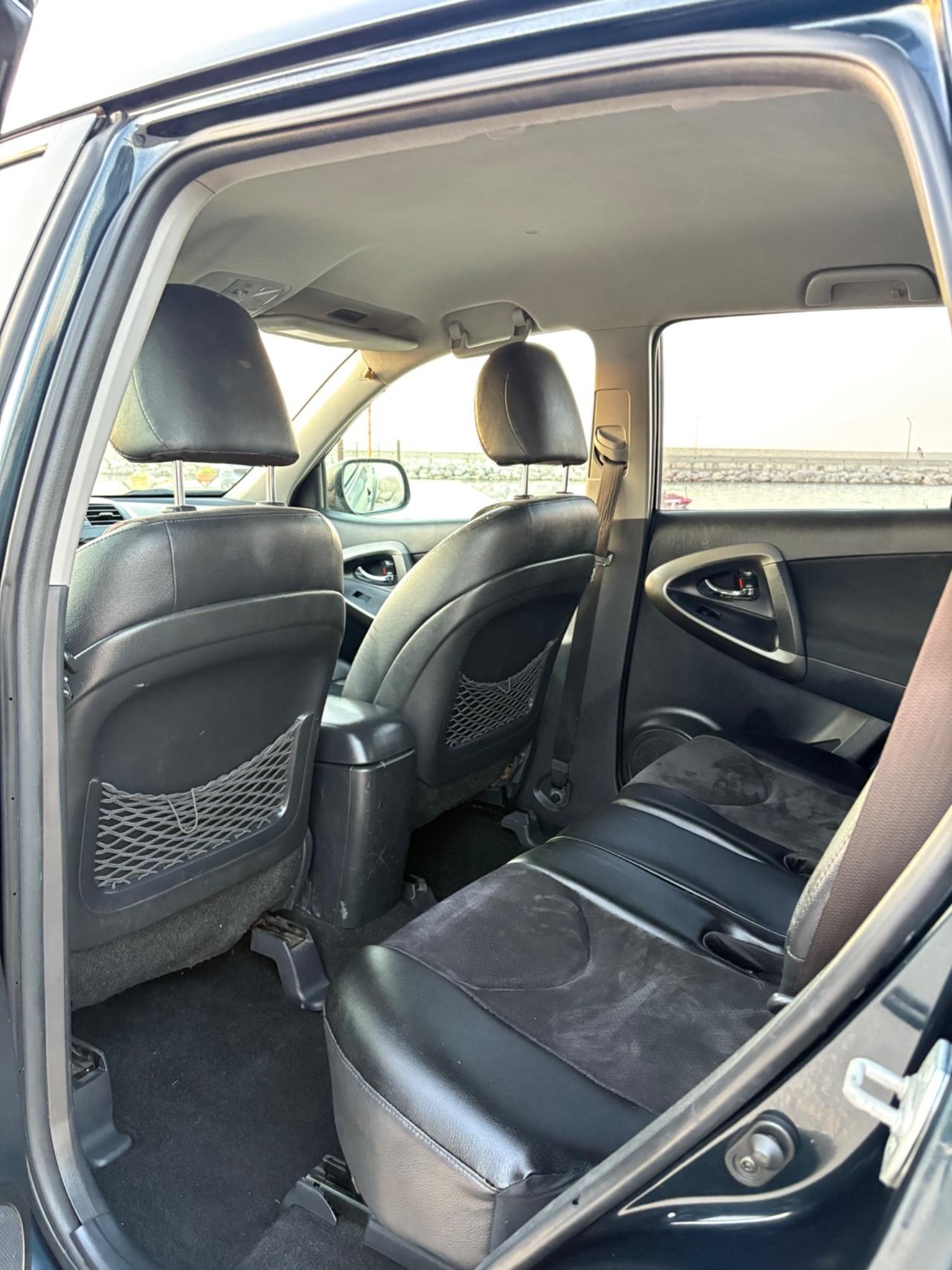 Toyota RAV 4 2.2 D-4D 150 CV PERFETTA