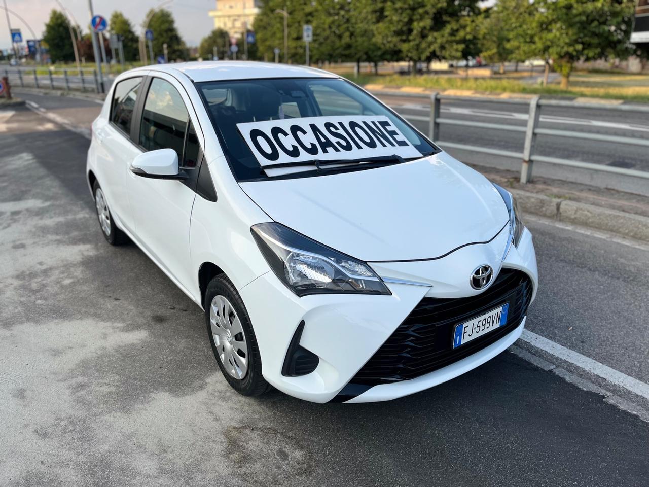 Toyota Yaris 1.0 5 porte Active