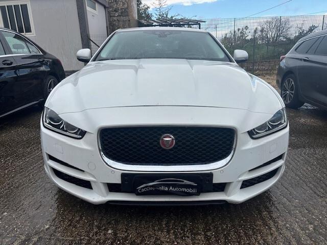 Jaguar XE 2.0 D 180 CV aut. Portfolio