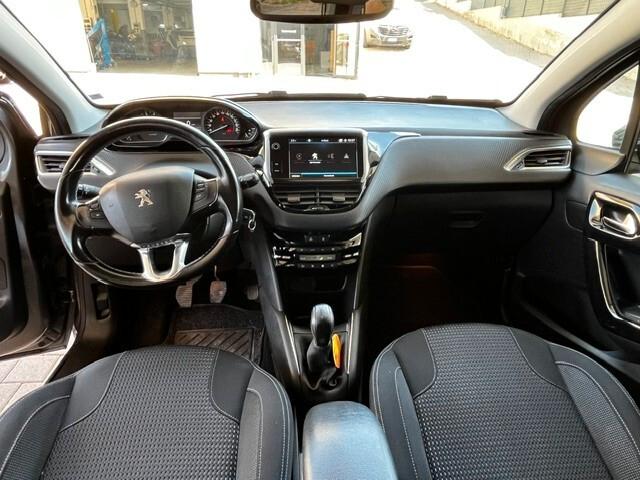 Peugeot 208 PureTech 82 5 porte Allure