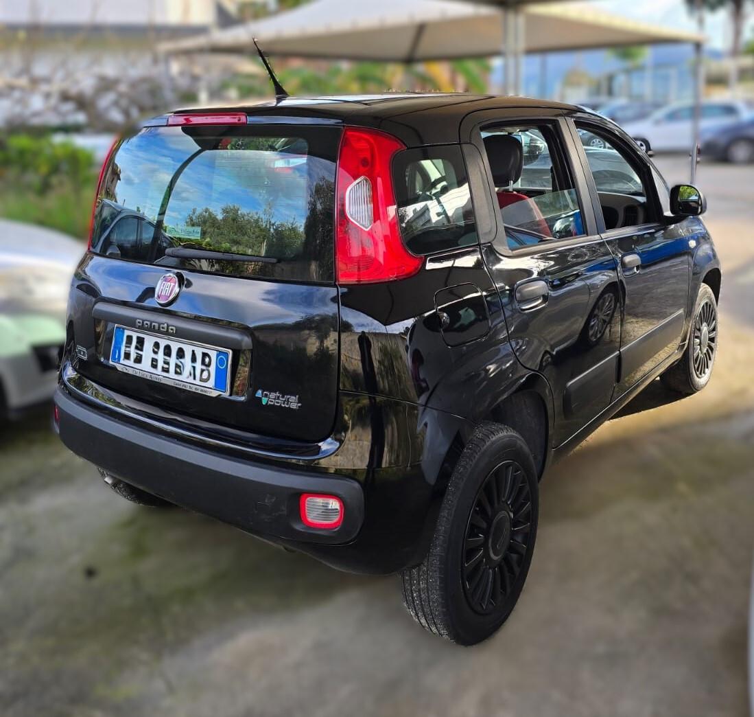 Fiat Panda 0.9 TwinAir Turbo Natural Power Lounge