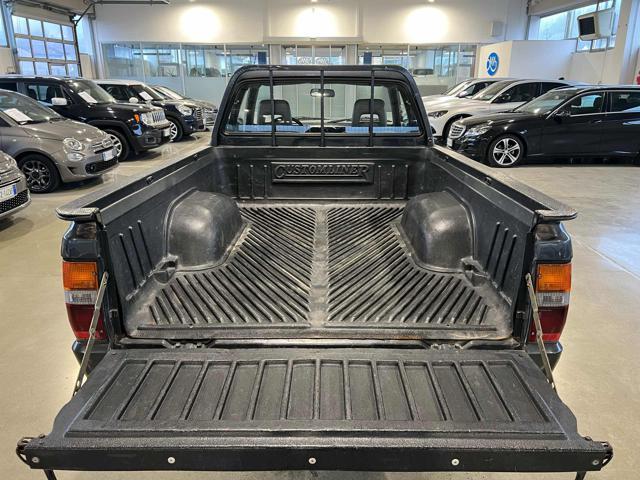 MITSUBISHI L200 2.5 TD 4WD Club Cab Pick-up