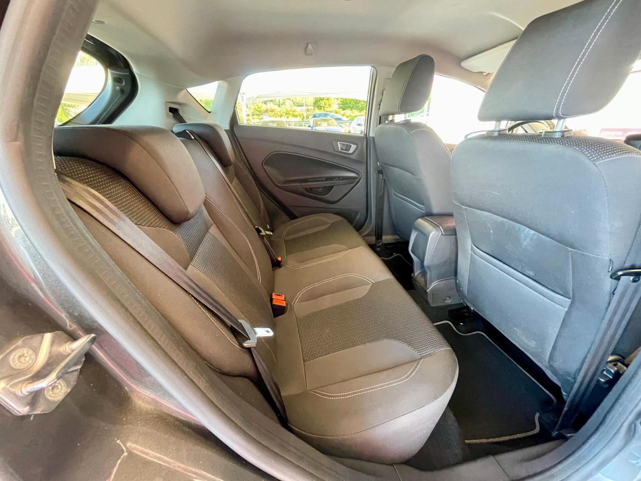 FORD Fiesta 6ª serie Fiesta 1.4 5p. Bz.- GPL T...