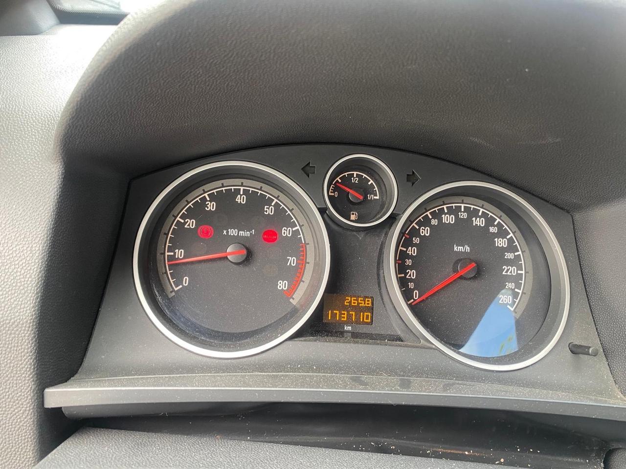 Opel Zafira 1.6 gpl