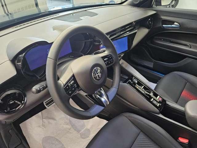 Alfa Romeo Junior Junior 1.2 ibrida Speciale 136cv edct6