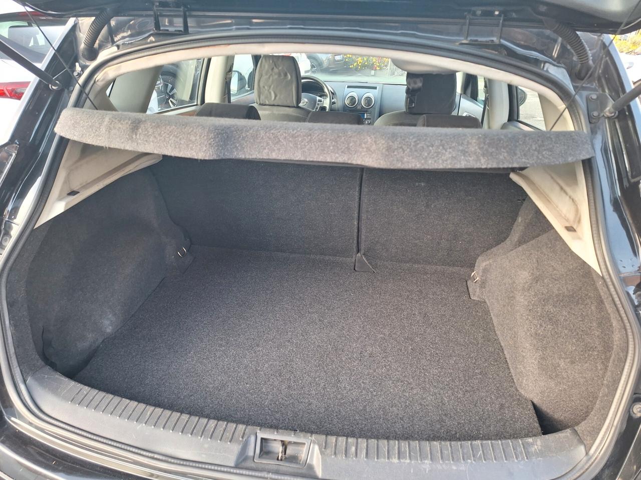 Nissan Qashqai 2.0 dCi DPF Acenta