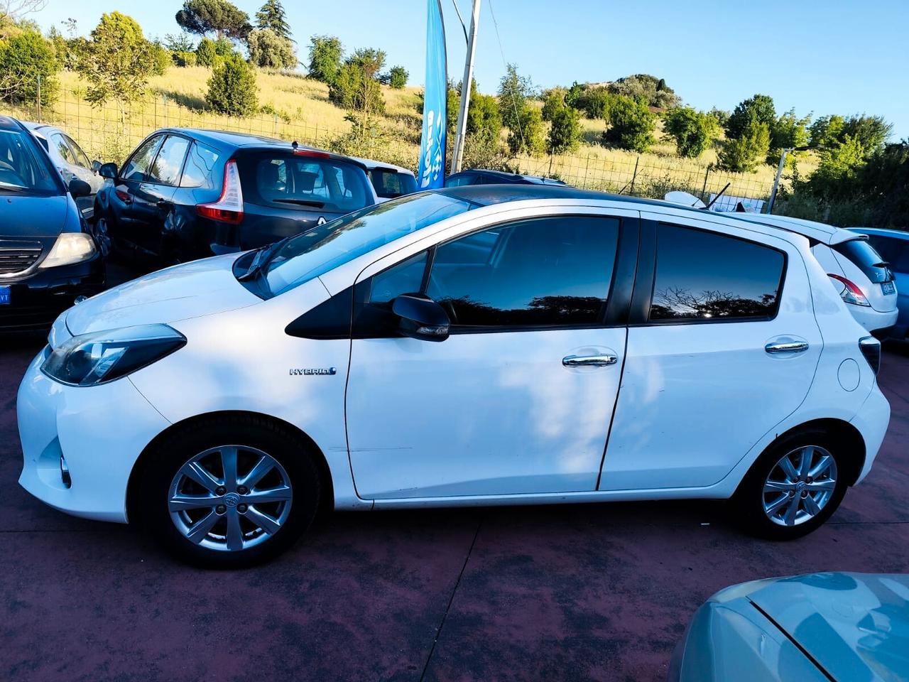 Toyota Yaris 1.5 Hybrid 5 porte Lounge