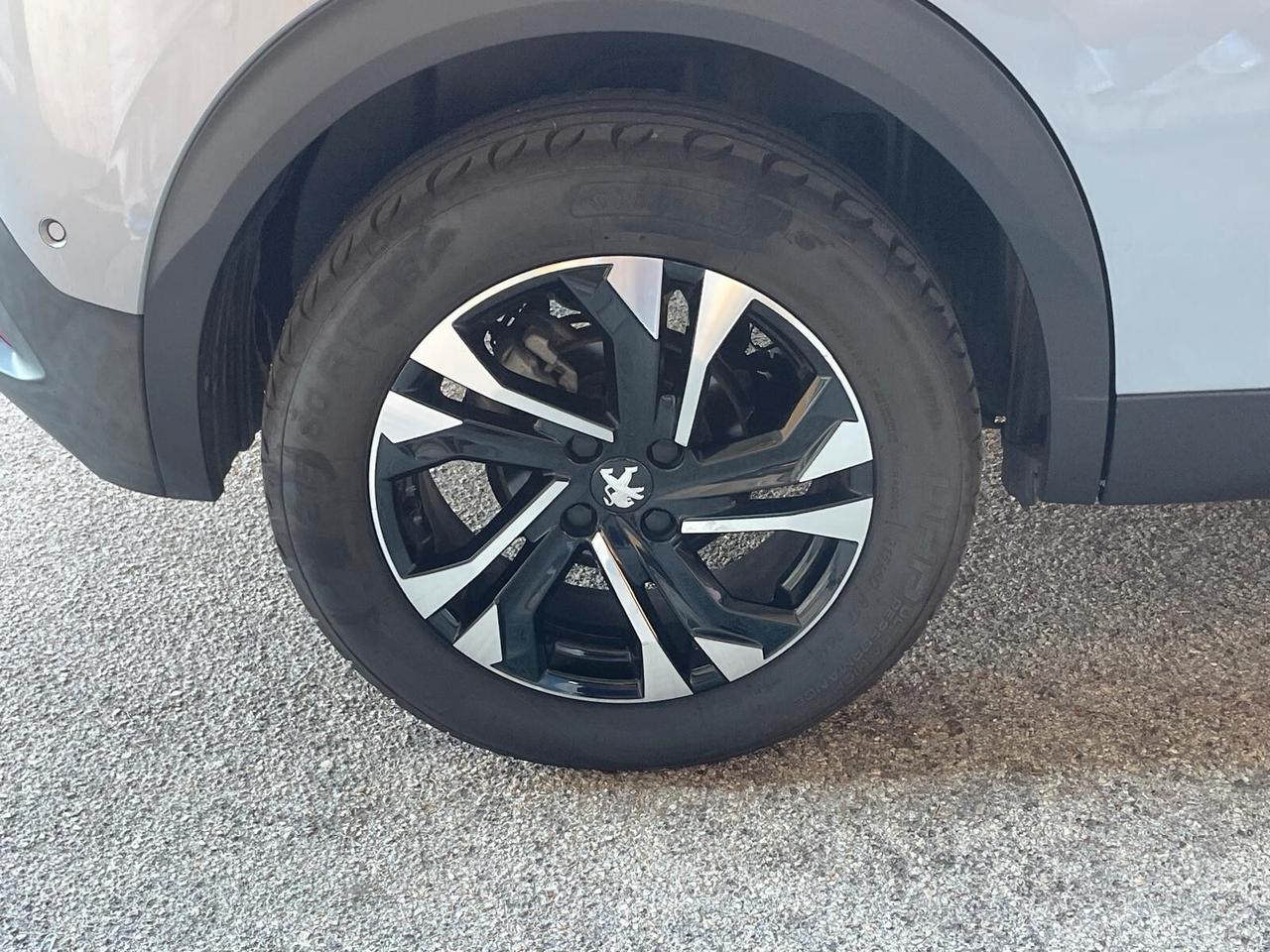 Peugeot 2008 PureTech 130 S&S EAT8 GT Line
