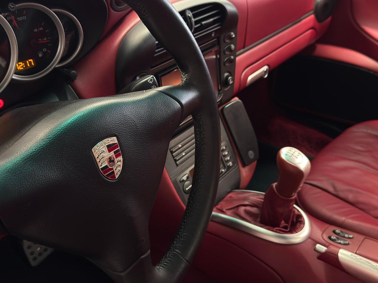 Porsche 911 Coupe 3.6 Carrera 4S