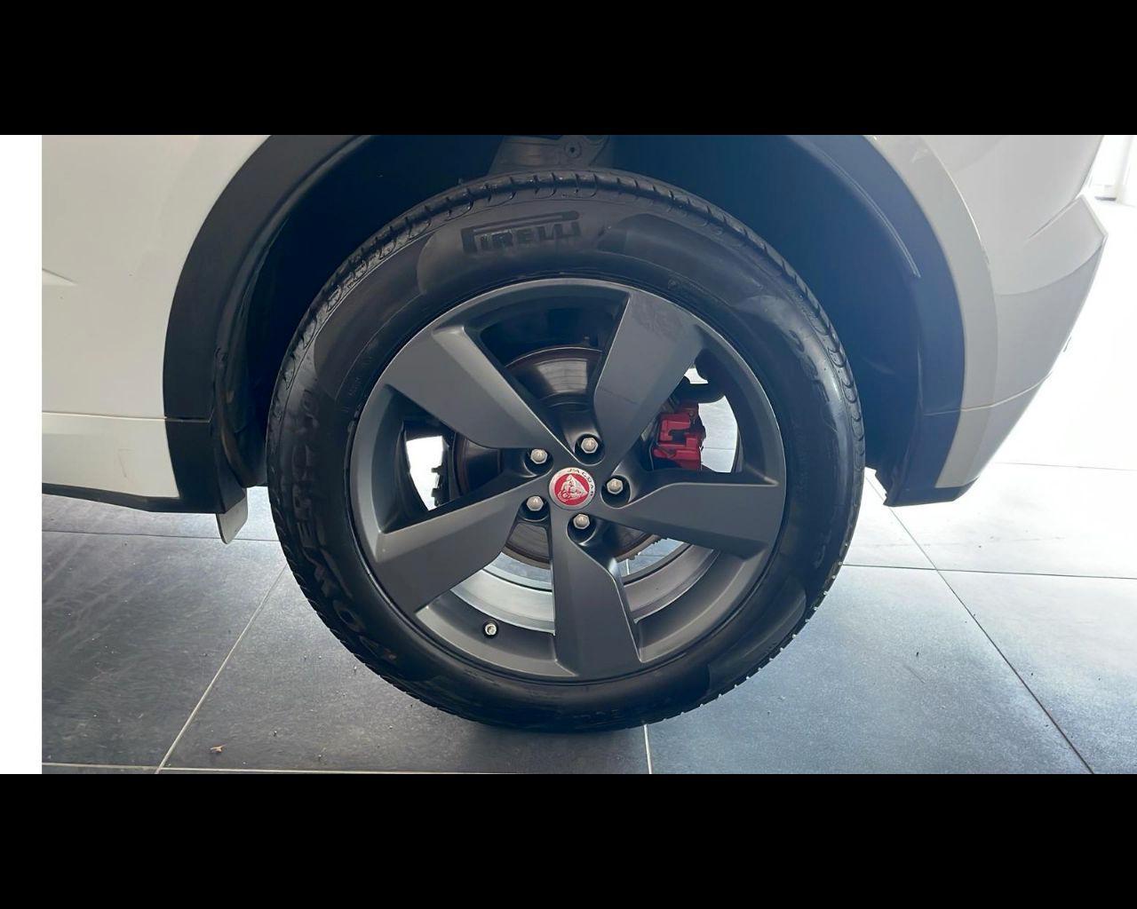 JAGUAR E-Pace 2017 - E-Pace 2.0d i4 R-Dynamic S awd 150cv auto my19