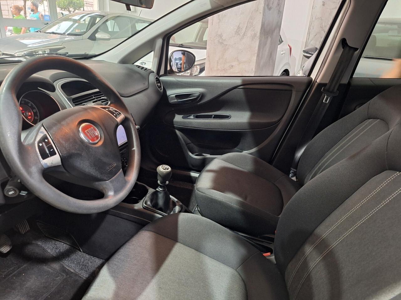Fiat Punto 1.4 Natural Power 77CV Lounge 2017