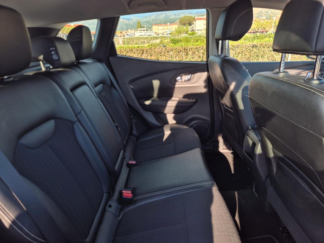 Renault Kadjar dCi 8V 110CV EDC Energy Intens