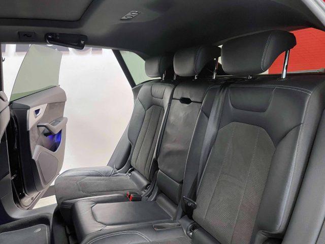 AUDI Q8 50 3.0 TDI MHEV S-LINE QUATTRO TIPTRONIC