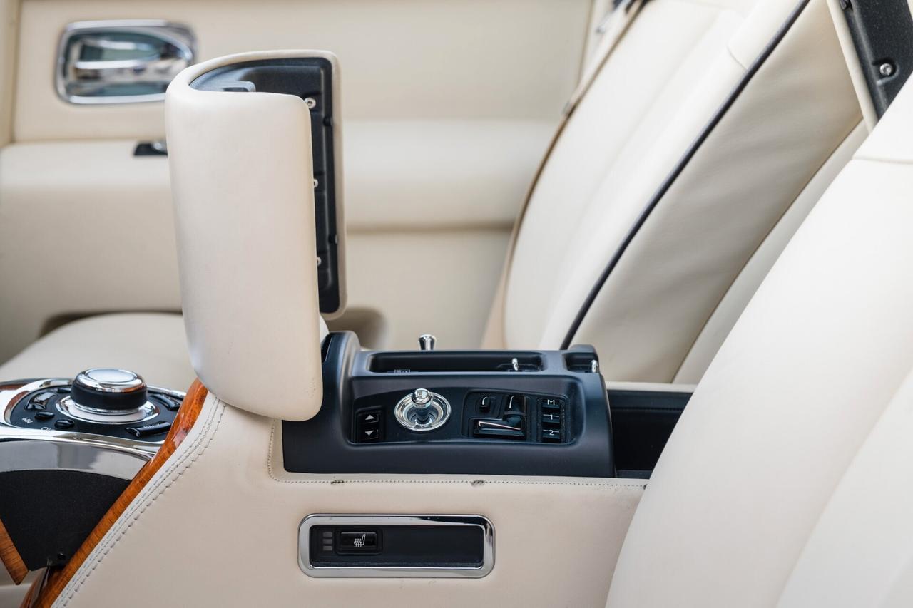 Rolls Royce Phantom 6.7 EWB