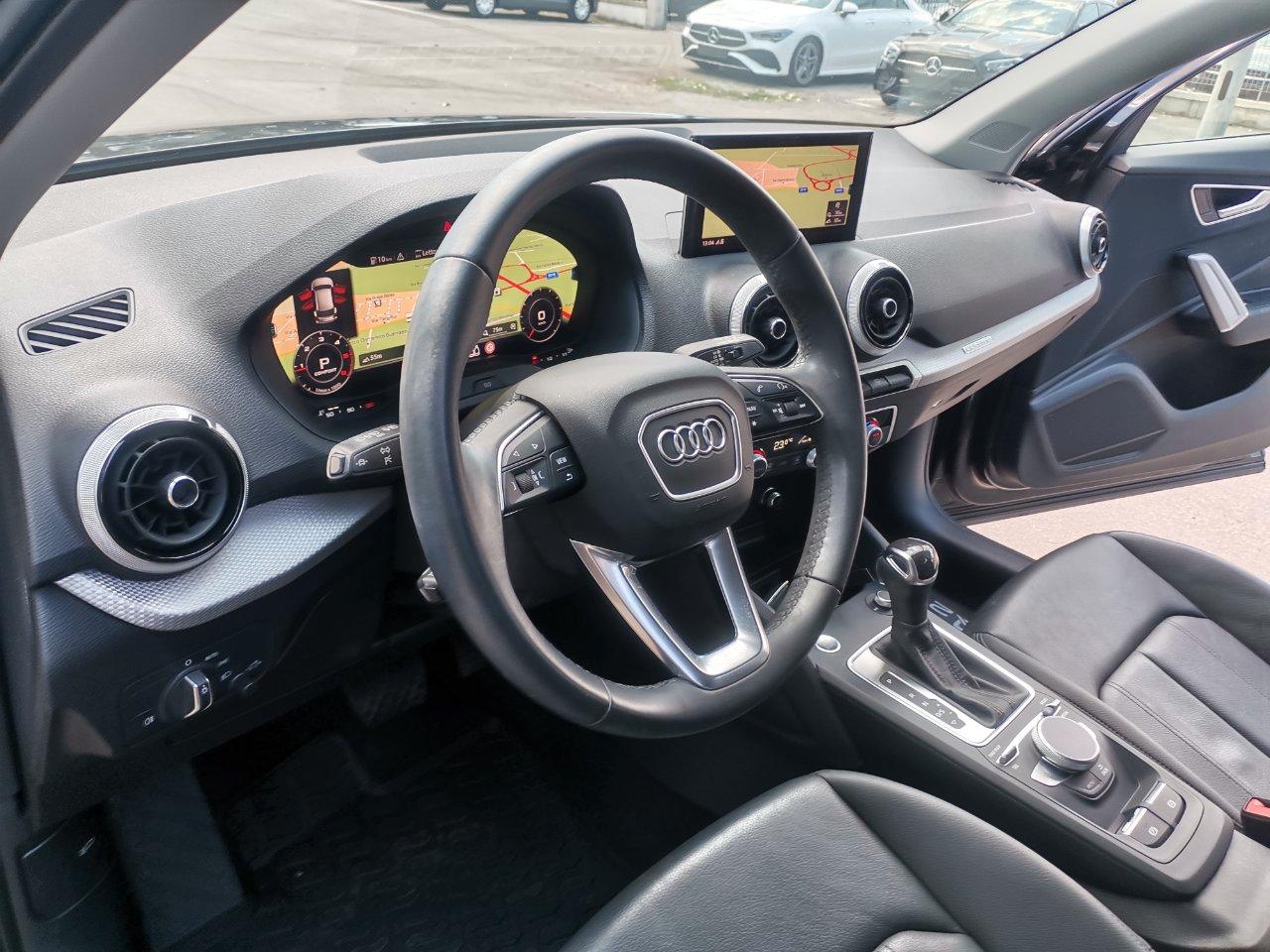 Audi Q2 35 2.0 tdi Identity Black s-tronic