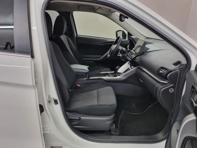 MITSUBISHI Eclipse Cross 2.4 MIVEC 4WD PHEV Instyle SDA Pack 0