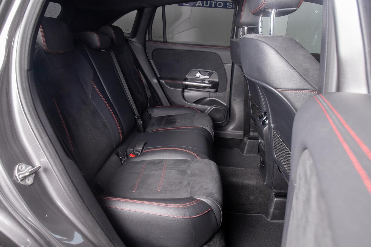 Mercedes-Benz GLA 180 Premium Amg Auto 136 Cv