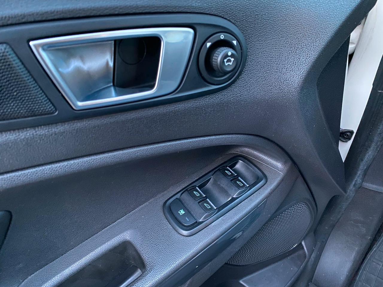 FORD EcoSport 1.5 TDCi GARANTITA