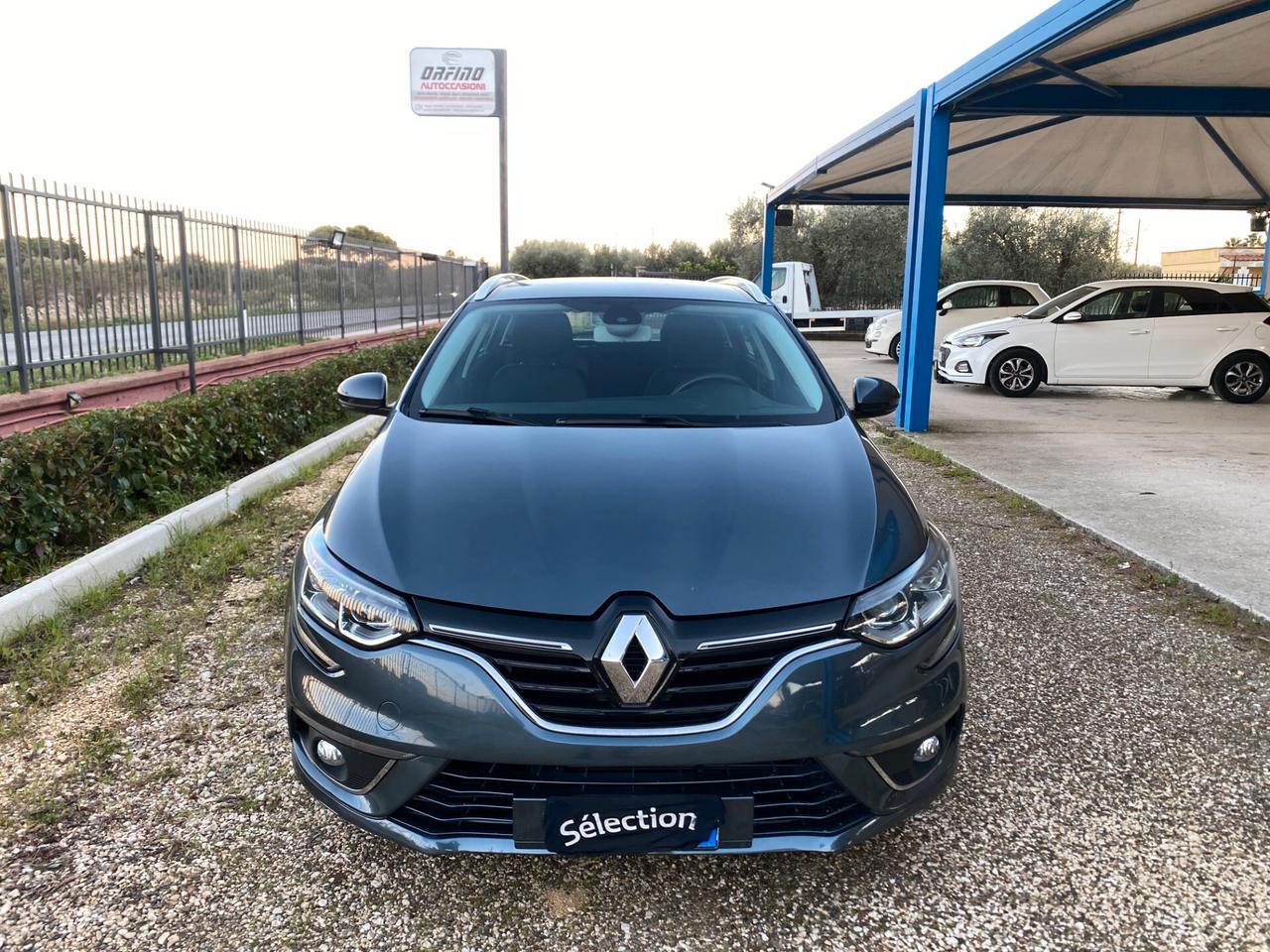 Renault Megane Mégane Sporter dCi 8V 110 CV EDC Energy Intens--KM CERTIFICATI--